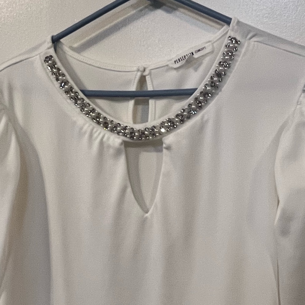 Classy short sleeve shirt with rhinestones and pearls